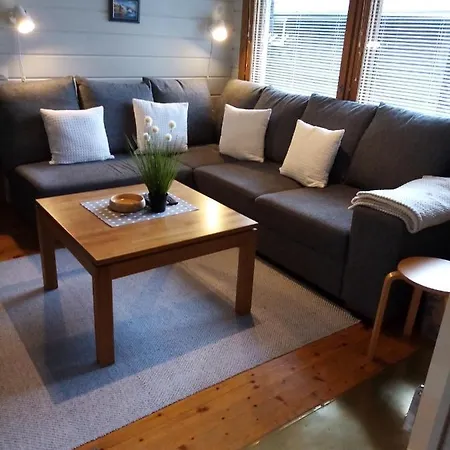 Paritalomoekki Lomariihi 10 Apartment Muurame