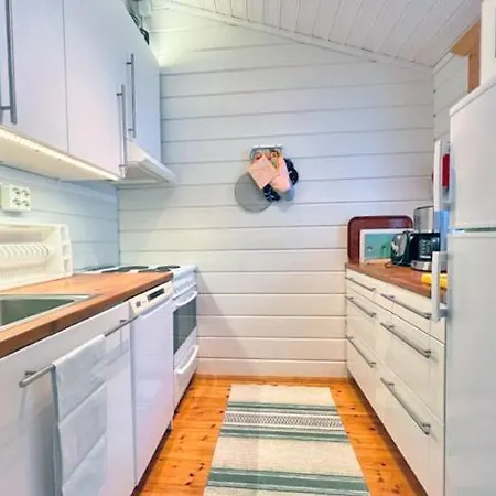 Paritalomoekki Lomariihi 10 Apartment